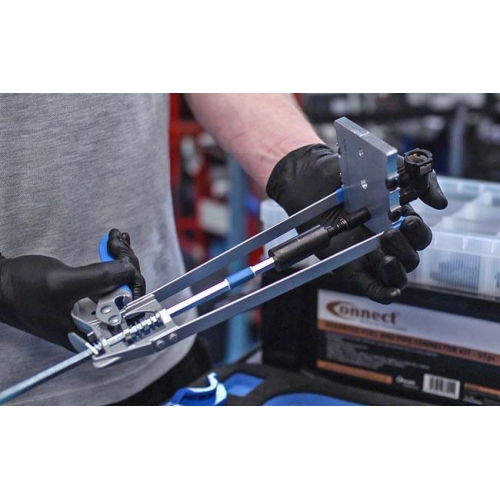 CRIMPZANGE F&Uuml;R PROFISTECKER UND KRAFTSTOFFLEITUNGEN LASER TOOLS 6933