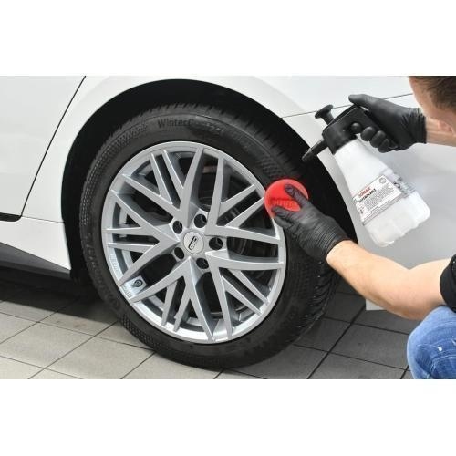 4x SONAX PROFILINE Reifenreiniger Glanz und Pflege für alle Reifentypen 02355000