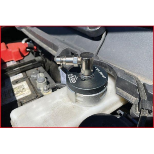 Adapter-Satz zur Bremsentl&uuml;ftung f&uuml;r Tesla, 3-tlg KS TOOLS 160.0695