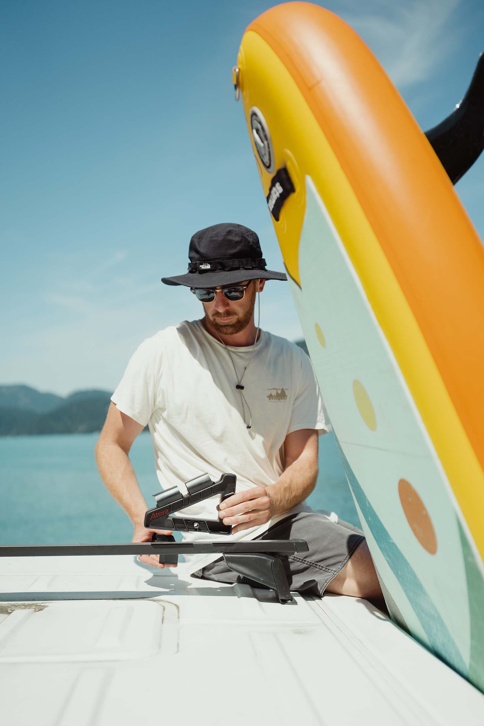 Atera CONNEXO Universalhalter SUP, Surfboard, Kajak - f&uuml;r Stahldachtr&auml;gerprofile