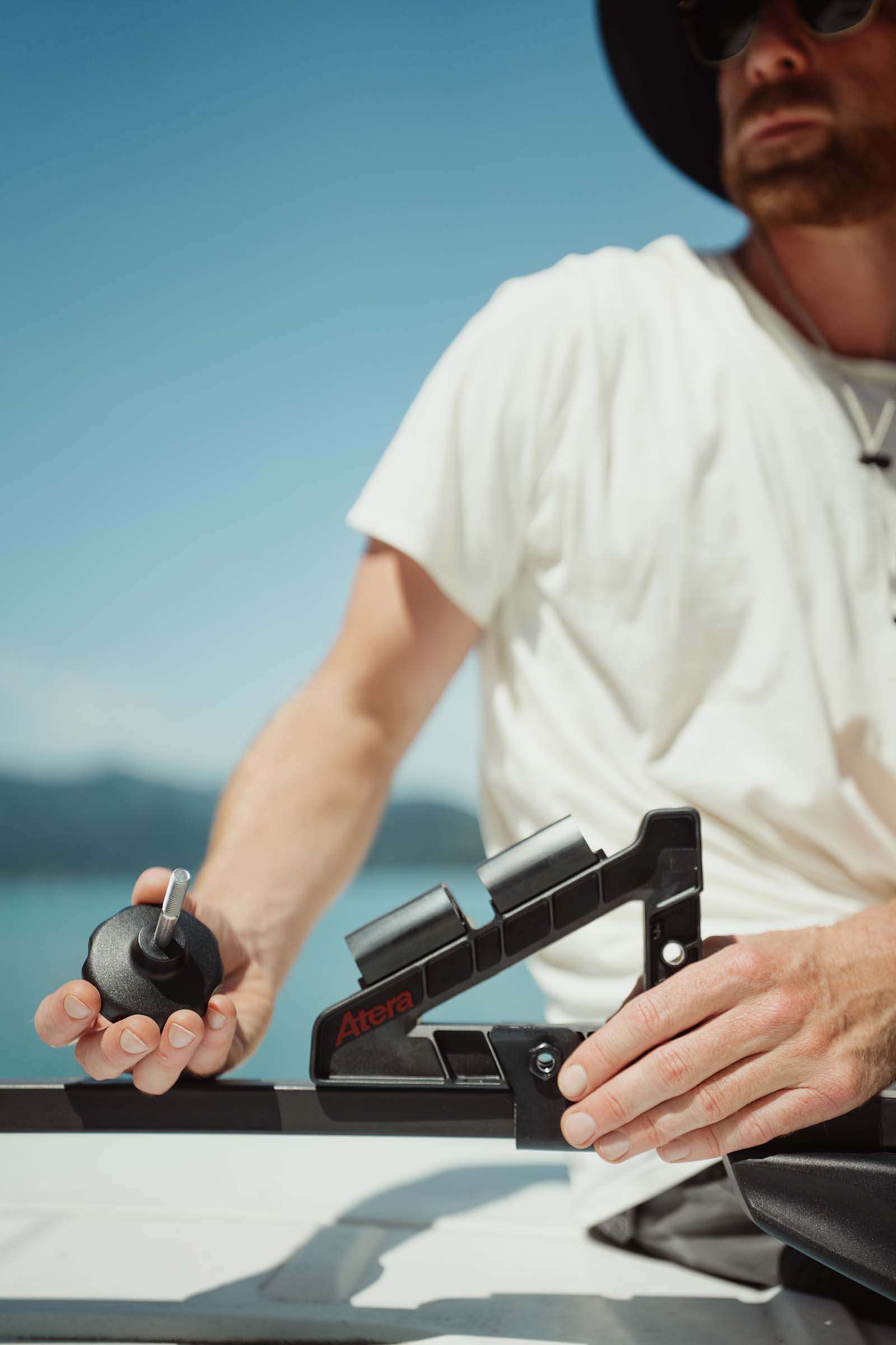 Atera CONNEXO Universalhalter SUP, Surfboard, Kajak - f&uuml;r Stahldachtr&auml;gerprofile