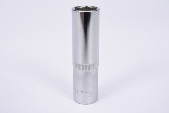 SECHSKANTSCHL&Uuml;SSEL 13mm NUSS LANG 3/8 ZOLL YATO YT-3827